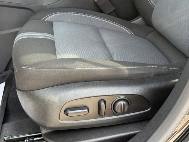 Certified 2023 Chevrolet Blazer LT w/ Convenience Package FWD image 24