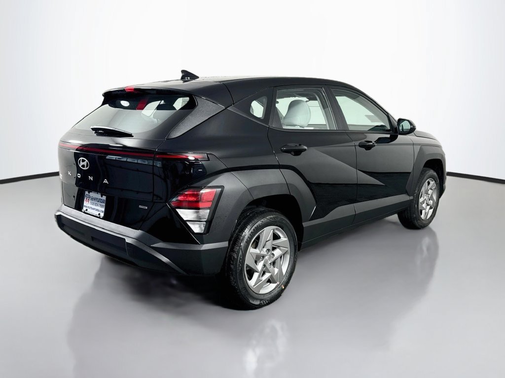 New 2027 Hyundai Kona SE AWD/4WD image 8