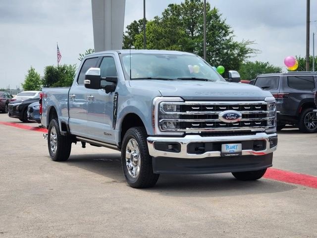 Used 2025 Ford F250 Lariat w/ Lariat Ultimate Package AWD/4WD image 3