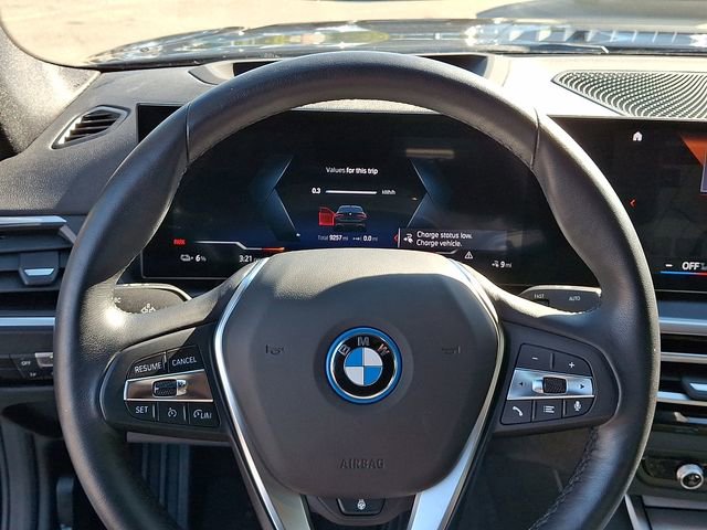 Used 2023 BMW i4 eDrive35 w/ Premium Package image 25