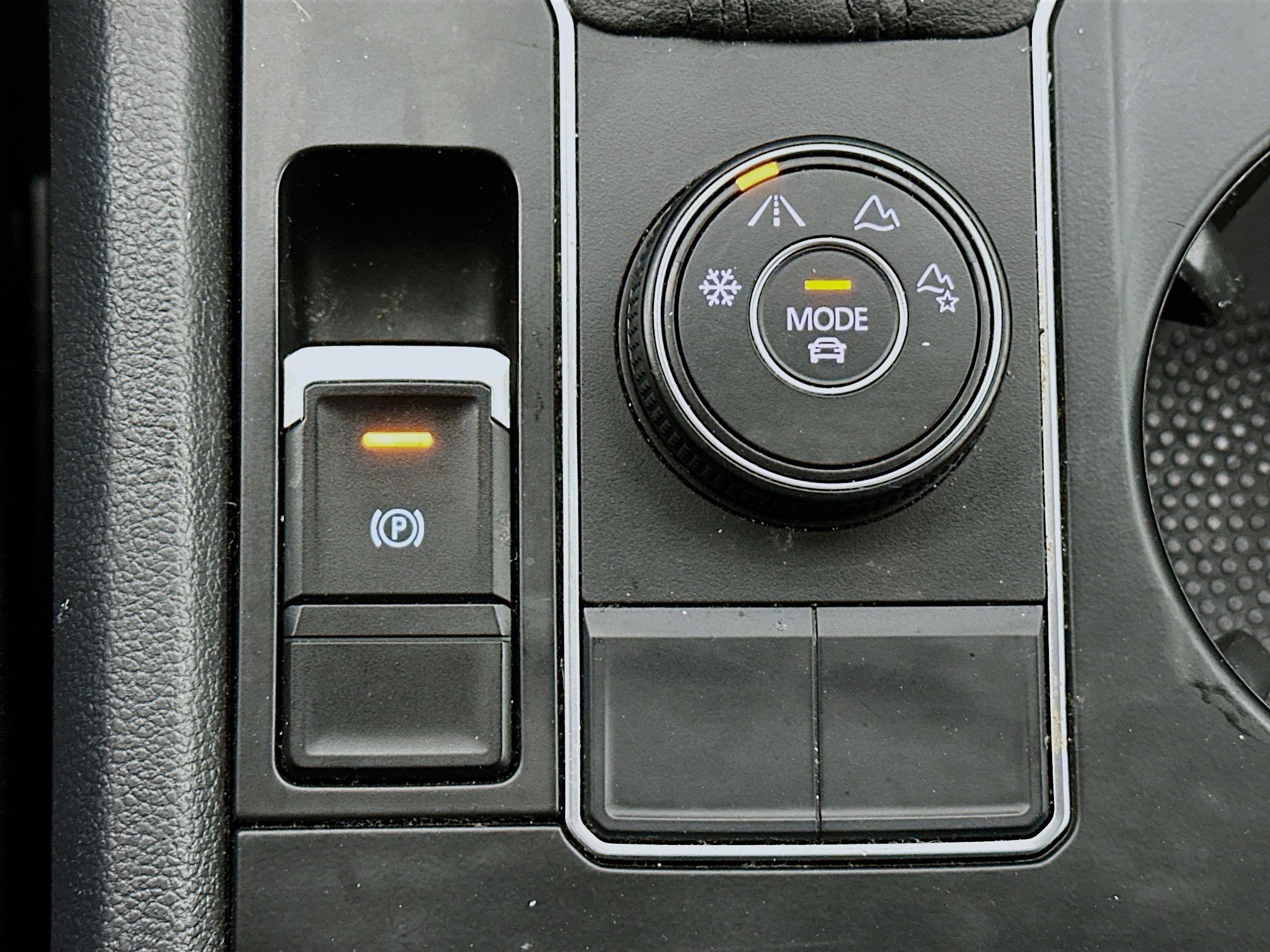 Used 2019 Volkswagen Atlas S w/ Towing Package image 25