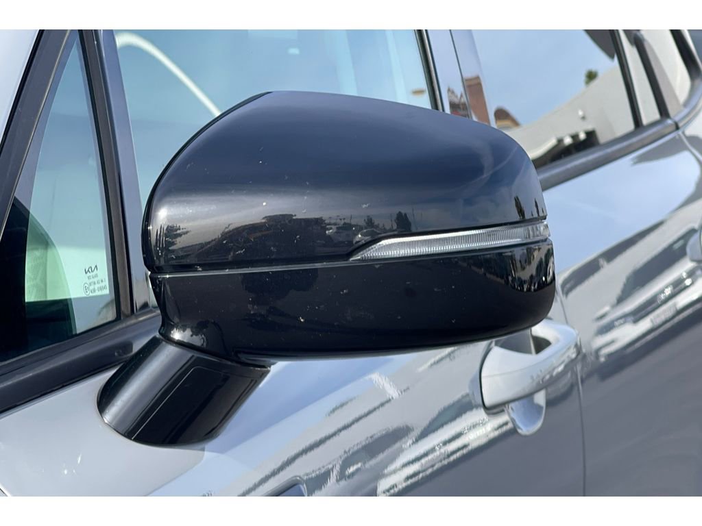 Used 2022 Kia Sorento EX w/ Panoramic Sunroof Package image 19