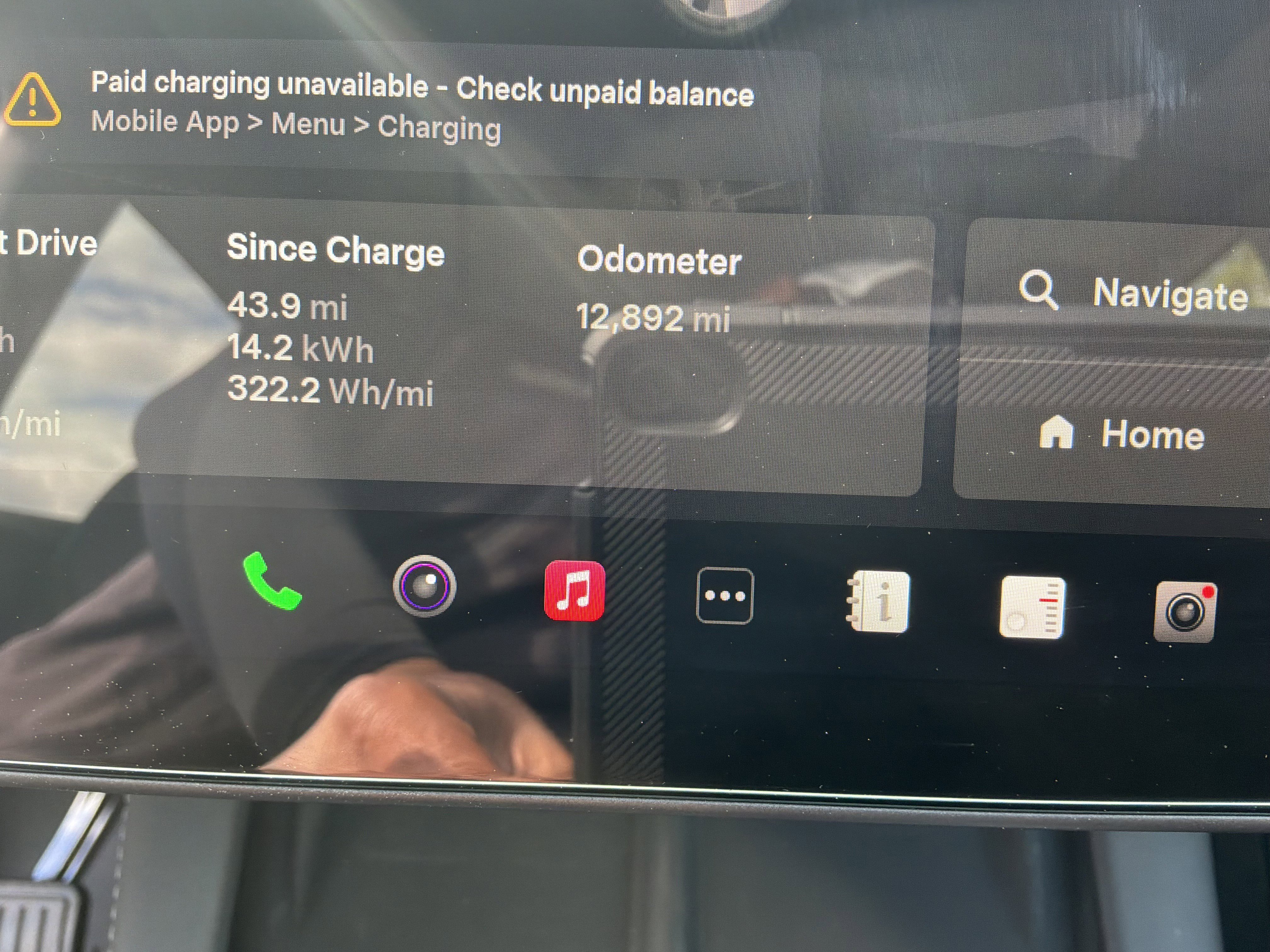 Used 2024 Tesla Model Y Long Range image 23