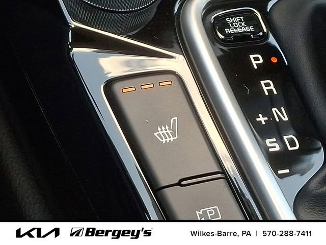 Certified 2025 Kia Seltos EX AWD/4WD image 21