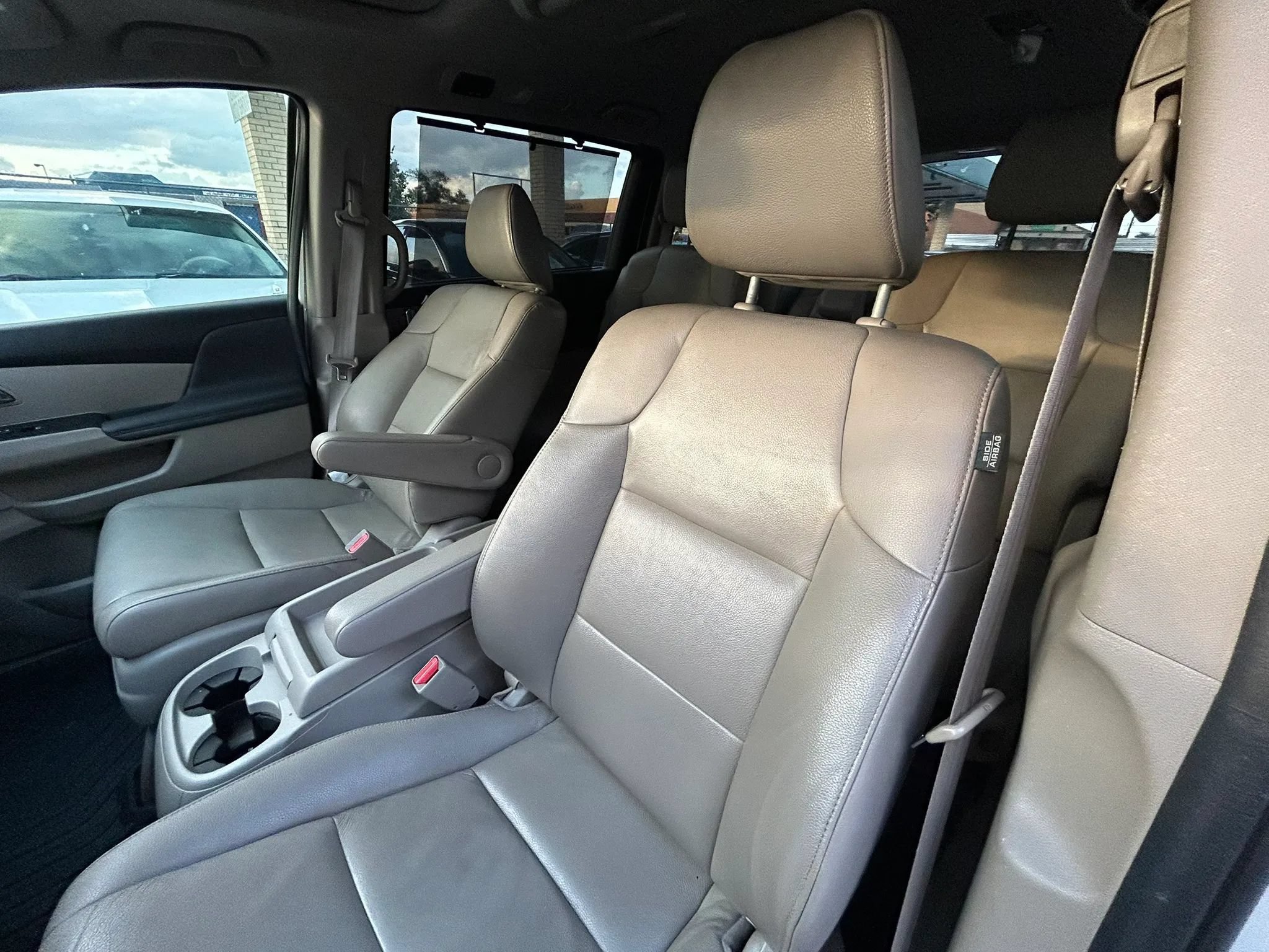Used 2017 Honda Odyssey EX-L image 9