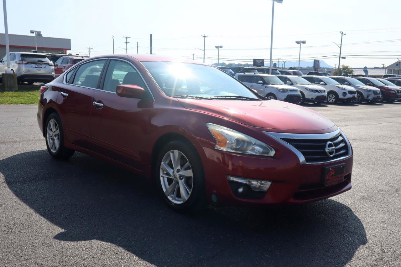 Used 2015 Nissan Altima 2.5 SV FWD image 7