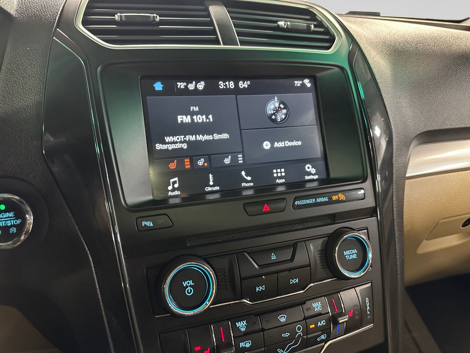 Used 2016 Ford Explorer XLT w/ Equipment Group 202A AWD/4WD image 29