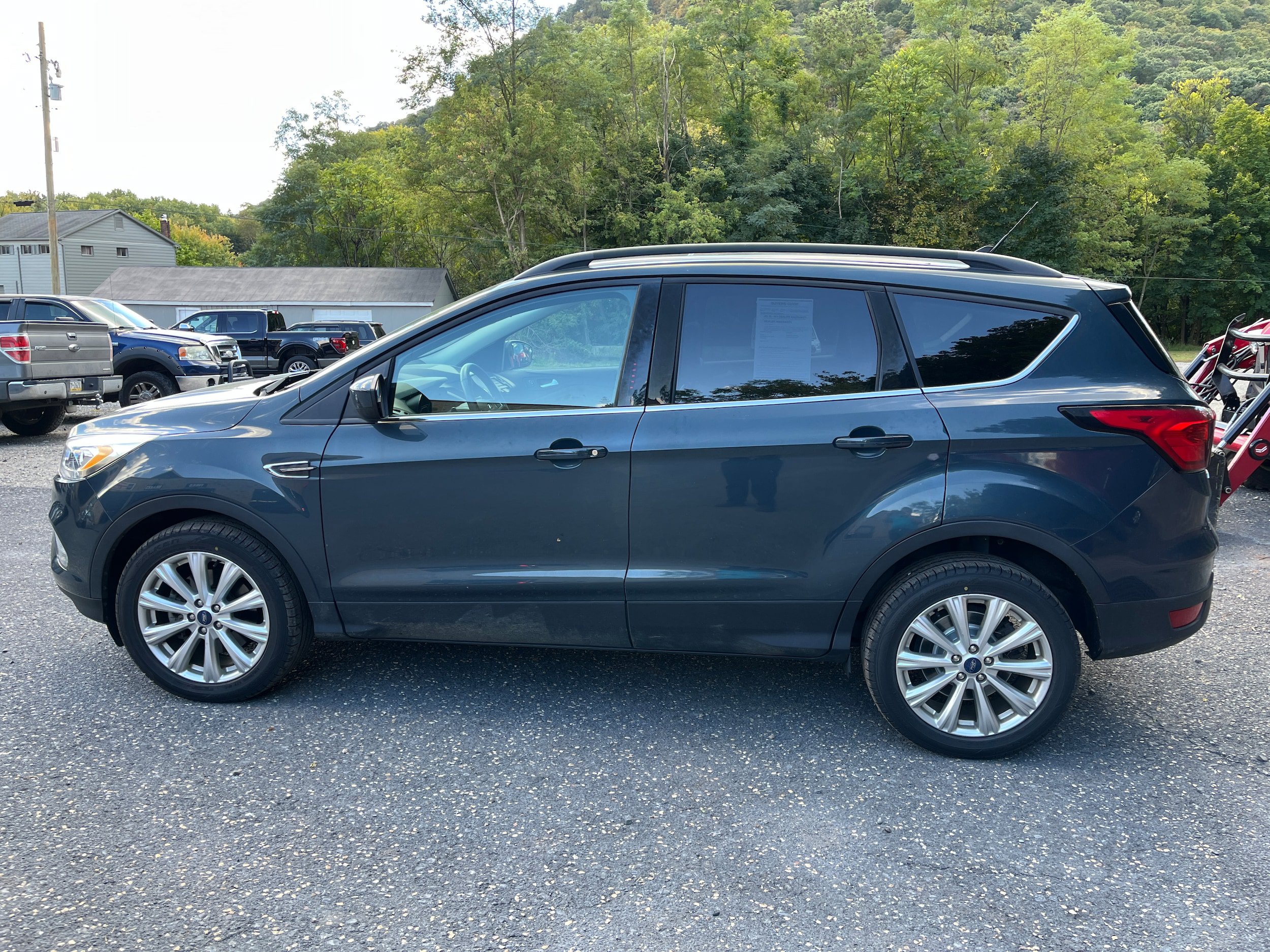 Certified 2019 Ford Escape SEL AWD/4WD image 10