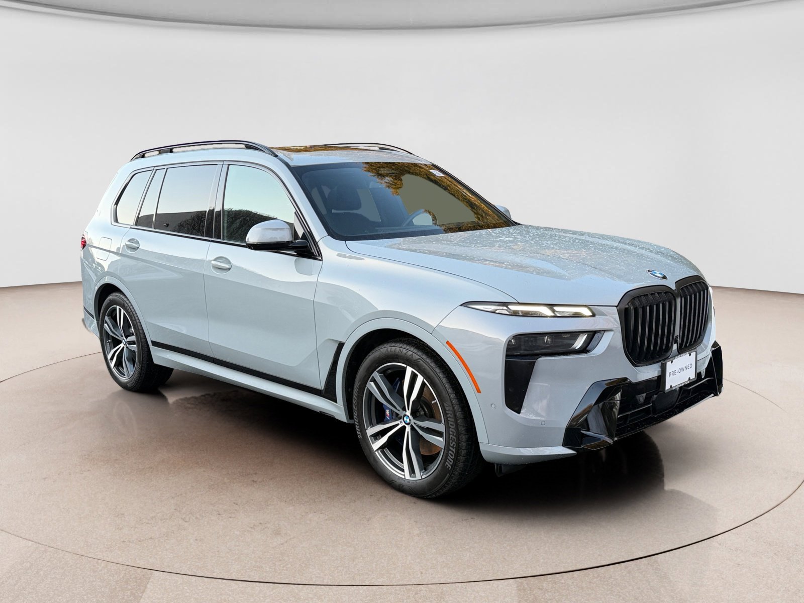 Used 2023 BMW X7 xDrive40i w/ Executive Package image 7