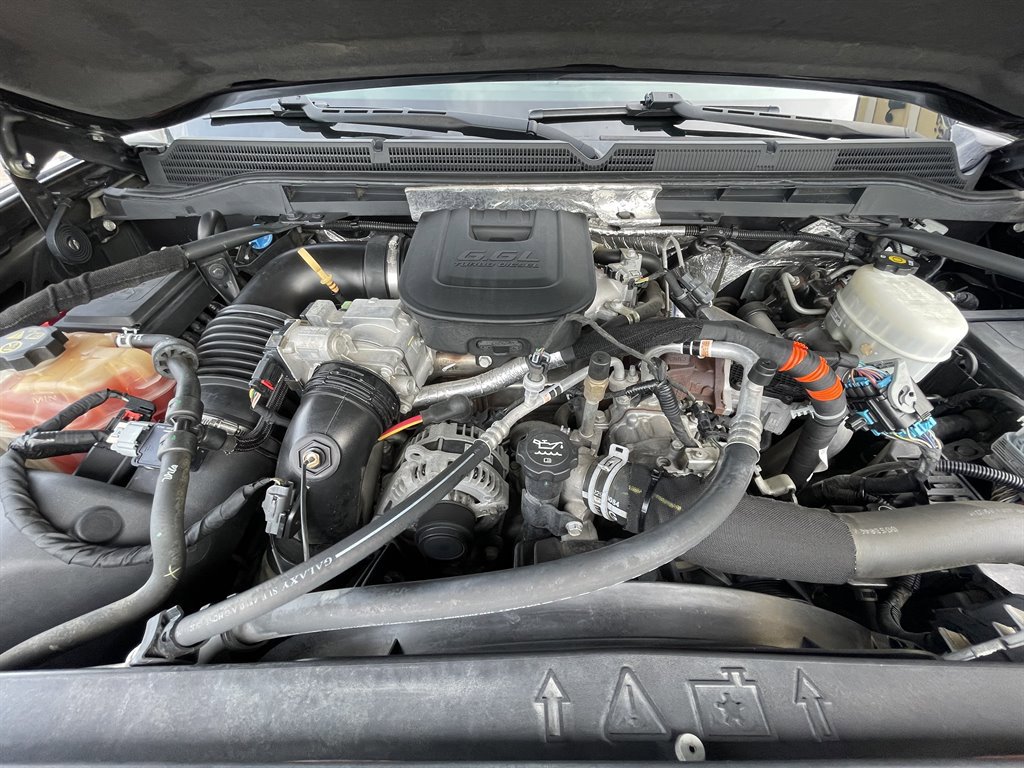 Used 2015 GMC Sierra 3500 Denali w/ Duramax Plus Package image 6