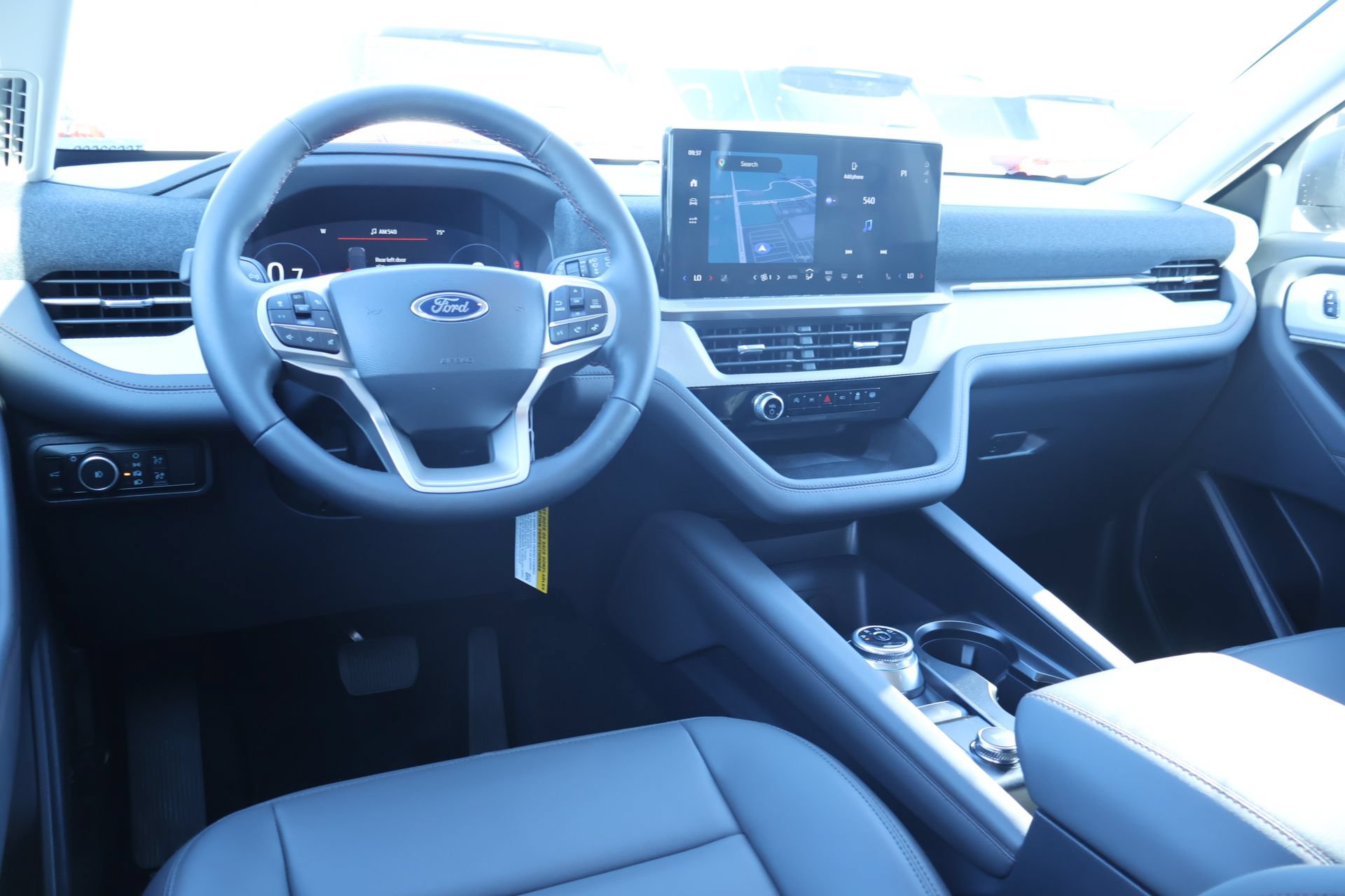 New 2026 Ford Explorer Active w/ Active Comfort Package RWD image 2