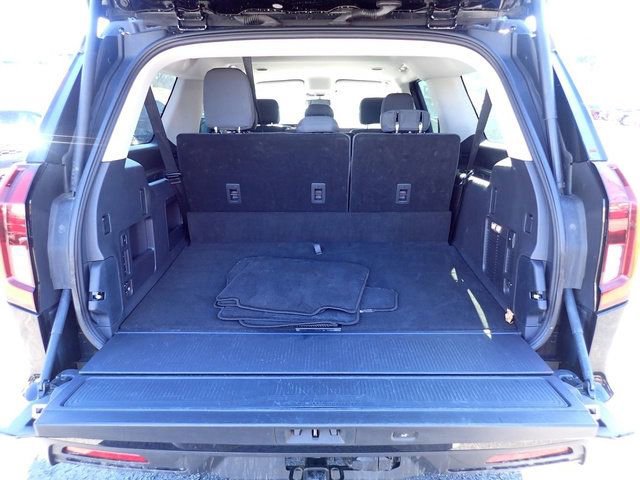 Certified 2025 Ford Expedition Max Active image 9