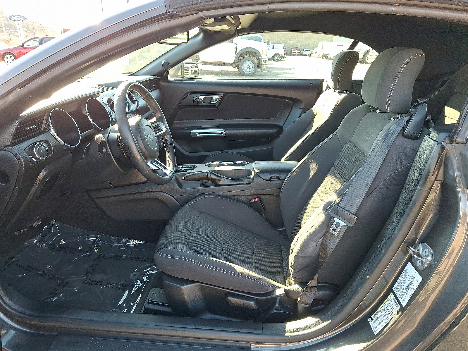 Used 2017 Ford Mustang Convertible image 14