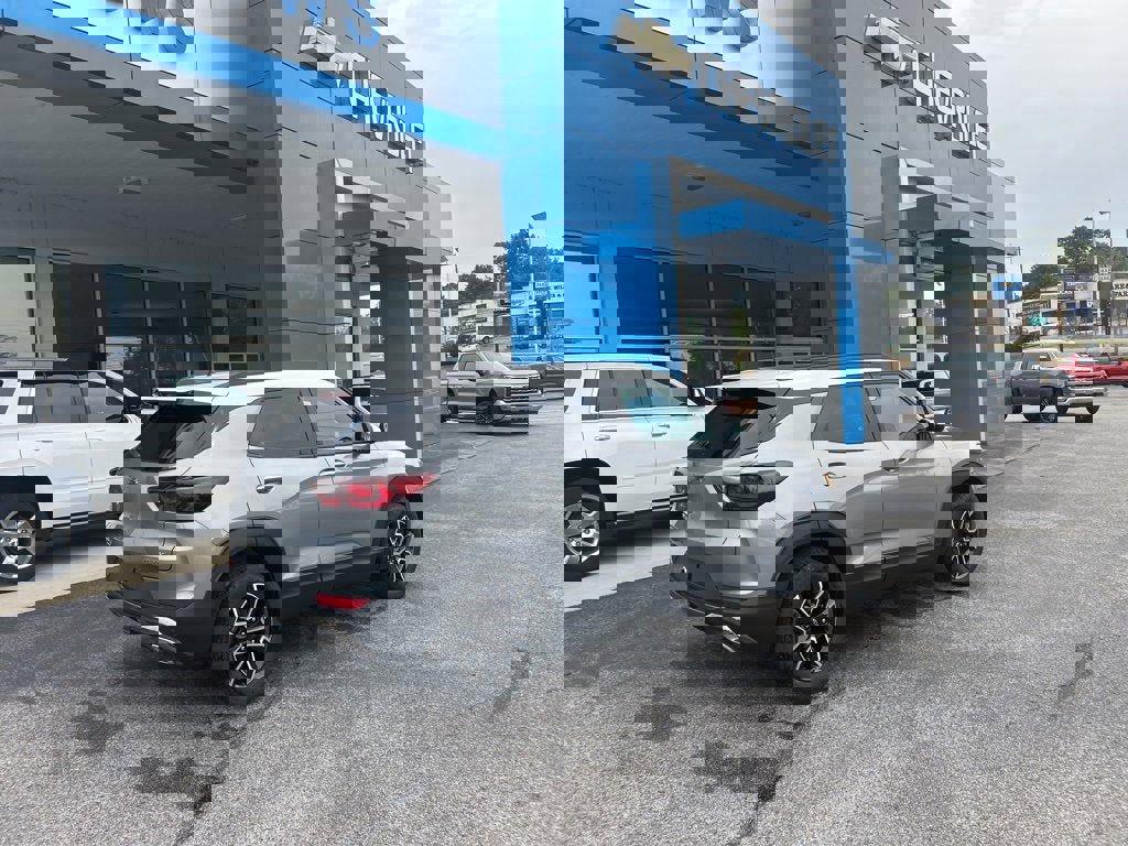 New 2026 Chevrolet TrailBlazer ACTIV w/ Convenience Package image 3