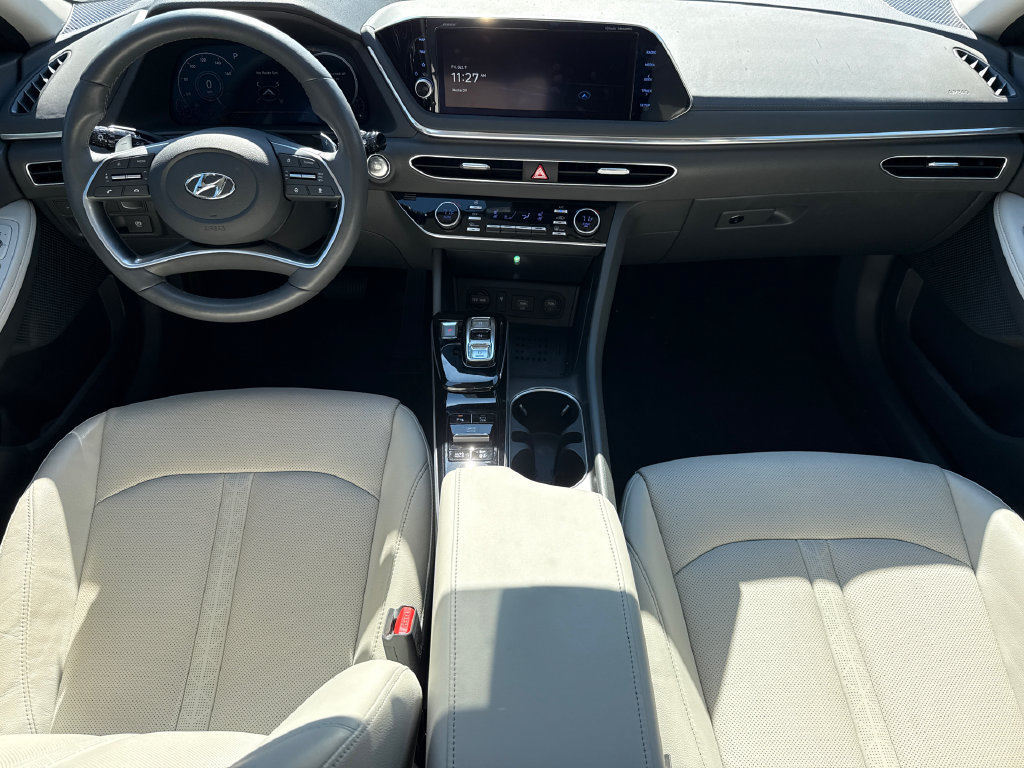 Used 2023 Hyundai Sonata Limited w/ Preferred Accessory Package FWD image 11