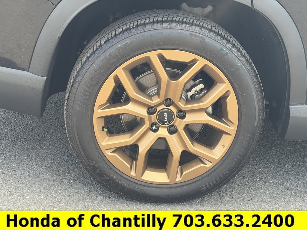 Certified 2024 Honda Pilot Touring image 28