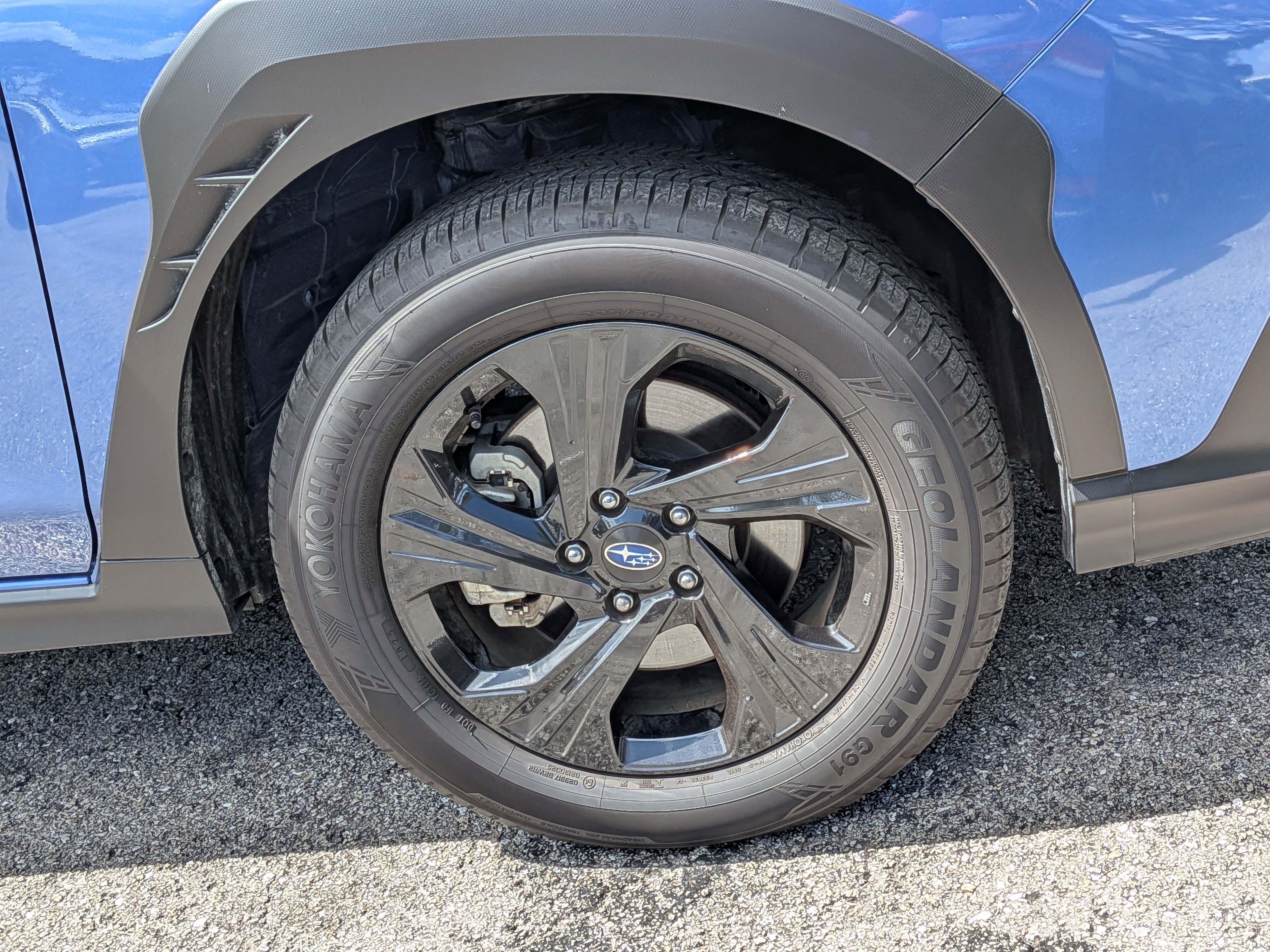 Used 2025 Subaru Crosstrek 2.0i image 11