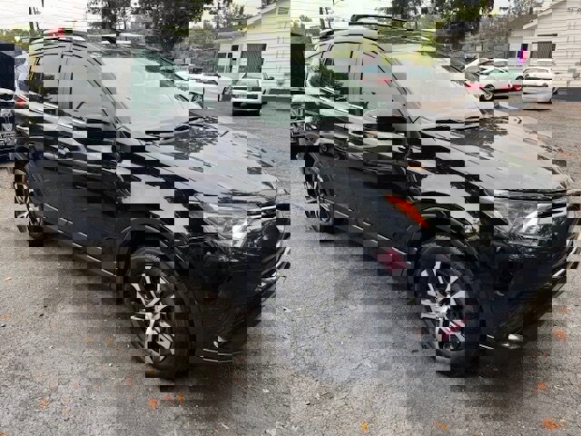 Used 2017 Toyota RAV4 LE image 5