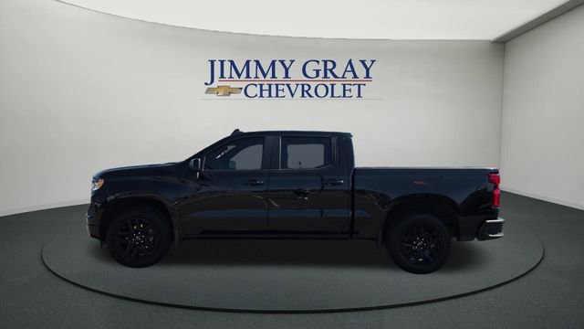 Used 2024 Chevrolet Silverado 1500 RST image 2
