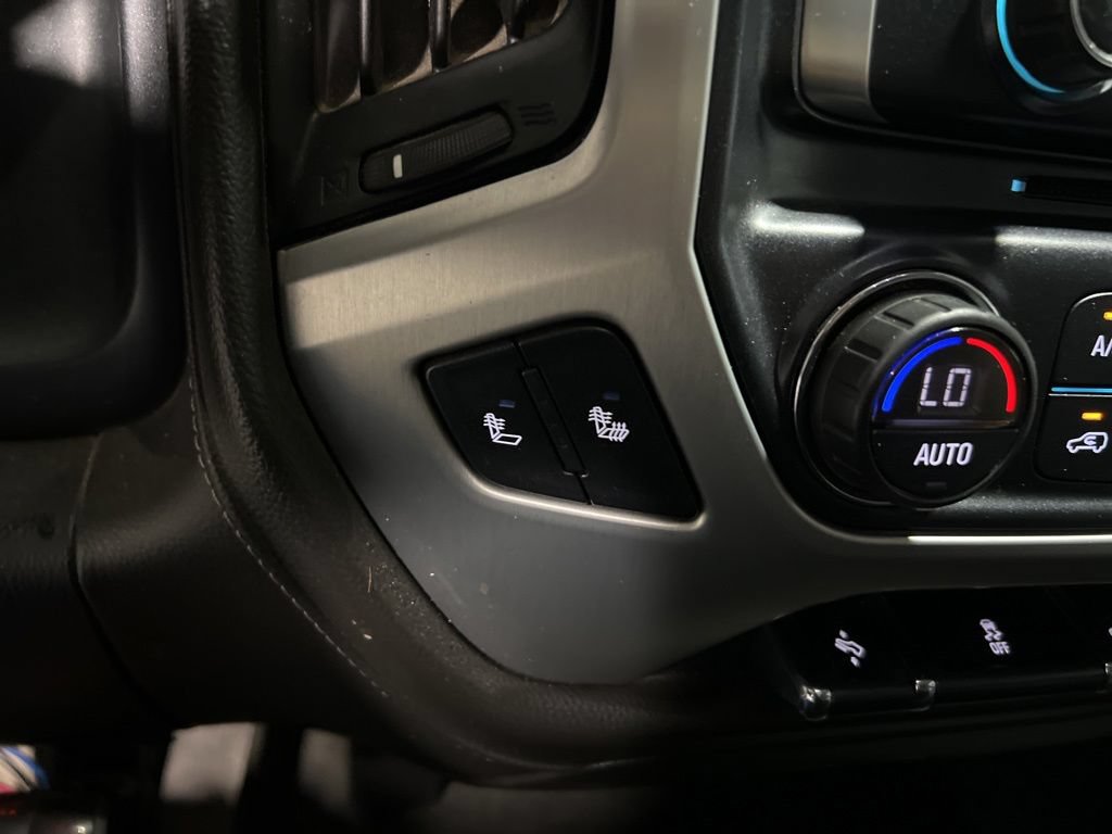 Used 2018 GMC Sierra 1500 SLE w/ Suspension Package, Off-Road AWD/4WD image 28