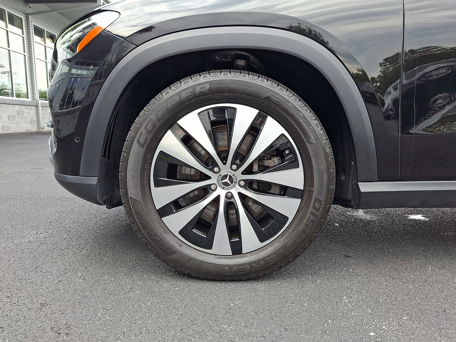 Certified 2025 Mercedes-Benz GLE 450 4MATIC image 8