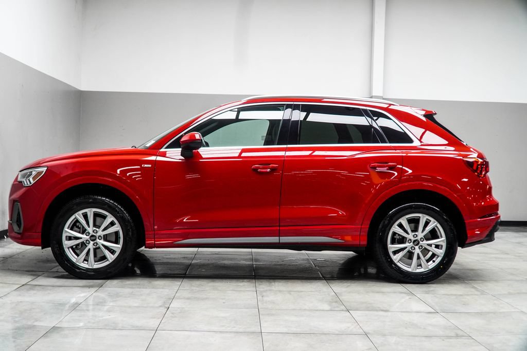Used 2025 Audi Q3 2.0T Premium AWD/4WD image 11