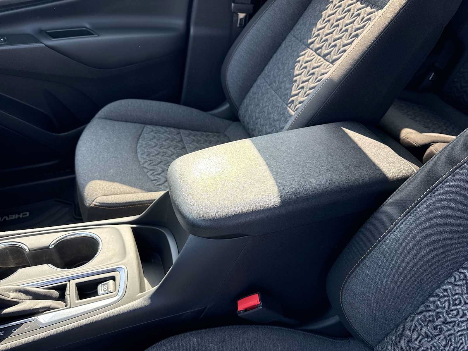Certified 2024 Chevrolet Equinox LT FWD image 21