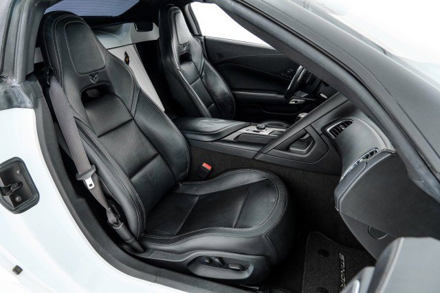 Used 2014 Chevrolet Corvette Stingray Convertible w/ 2LT Preferred Equipment Group RWD image 35