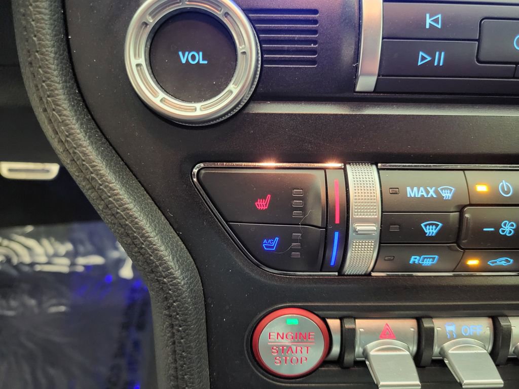 Used 2022 Ford Mustang Premium image 9