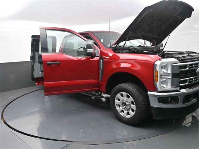 Used 2024 Ford F250 XLT w/ Camper Package image 35