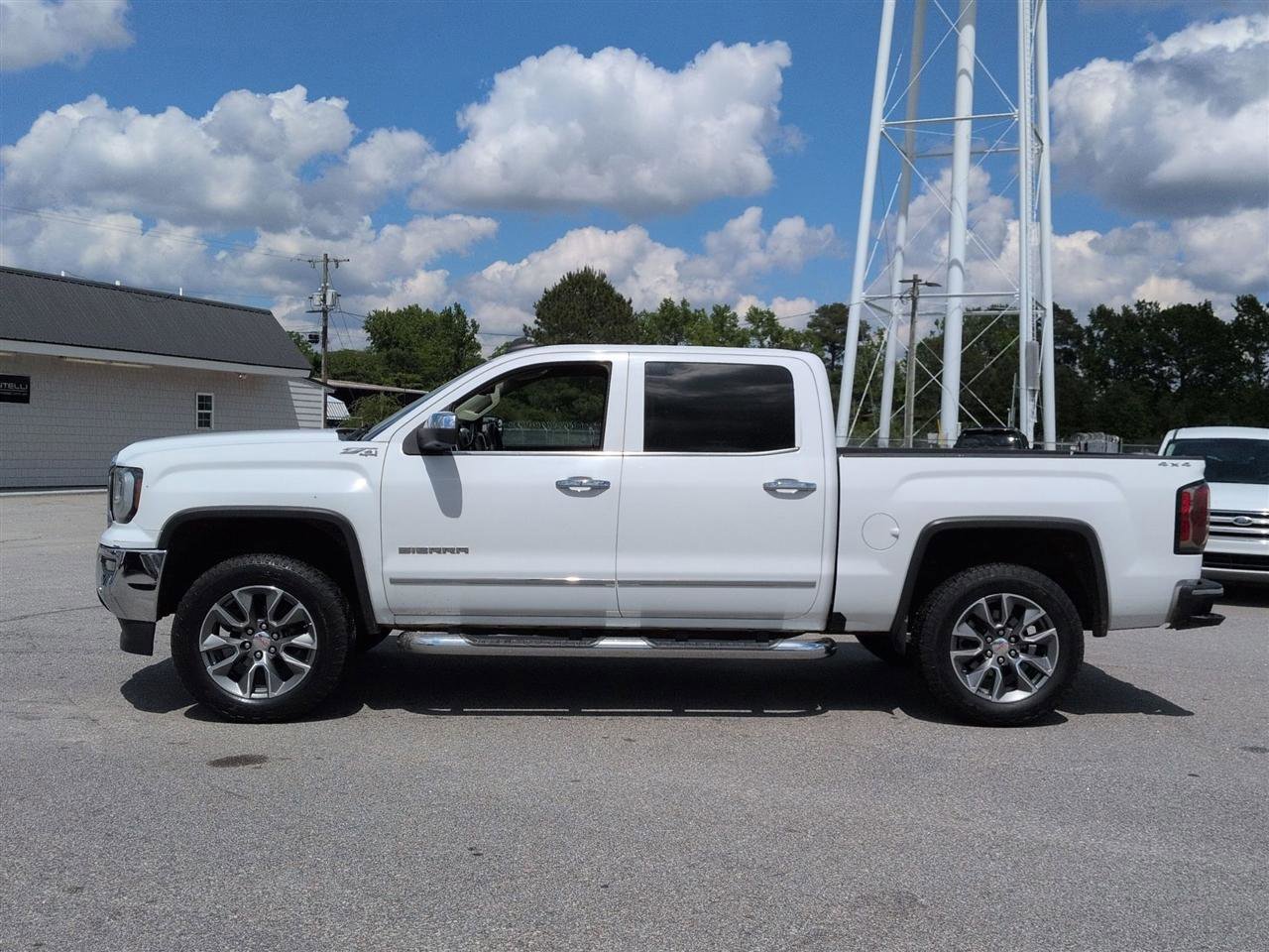 Used 2018 GMC Sierra 1500 SLT AWD/4WD image 6