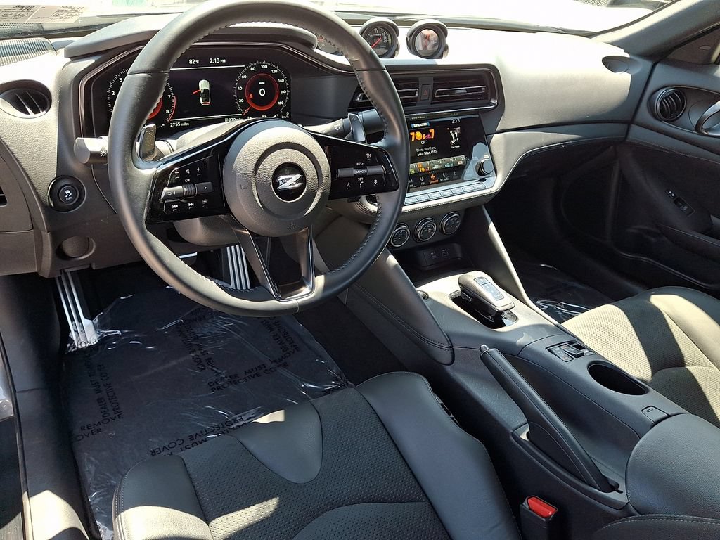 Certified 2025 Nissan Z Performance w/ Floor Mat Package RWD image 11