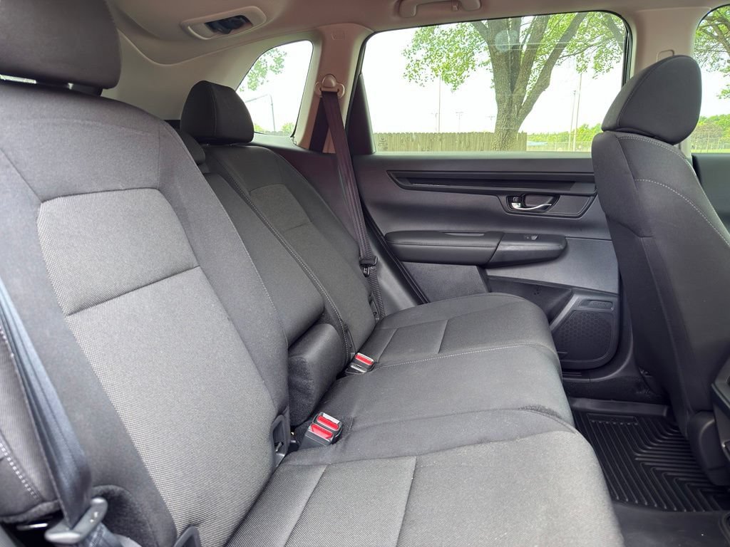 Used 2025 Honda CR-V EX image 29