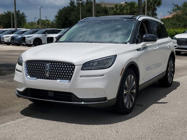 Used 2020 Lincoln Corsair Reserve w/ Equipment Group 201A image 3