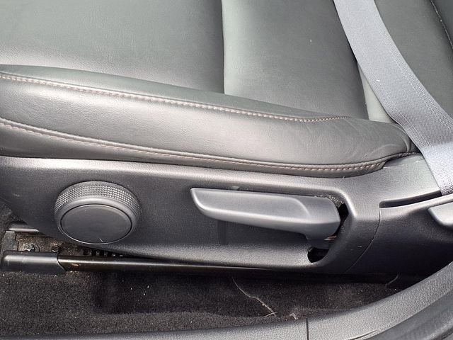 Used 2024 MAZDA MAZDA3 s image 4