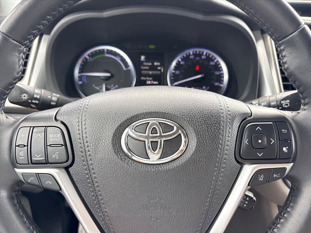 Used 2019 Toyota Highlander Limited AWD/4WD image 15