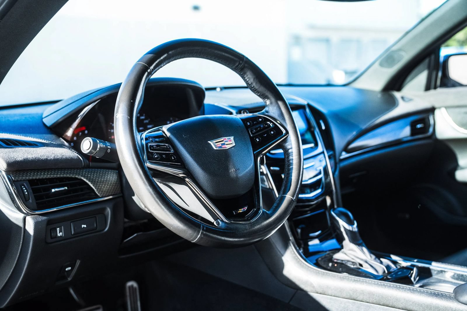 Used 2016 Cadillac ATS V w/ Carbon Fibre Package RWD image 19