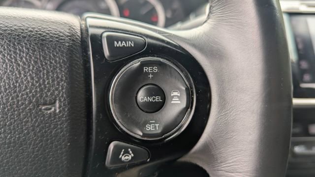 Used 2017 Honda Accord Touring image 28