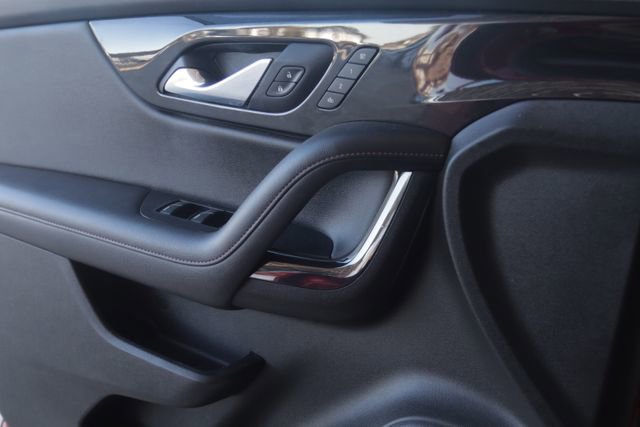 Used 2021 Chevrolet Blazer RS w/ Enhanced Convenience Package image 21