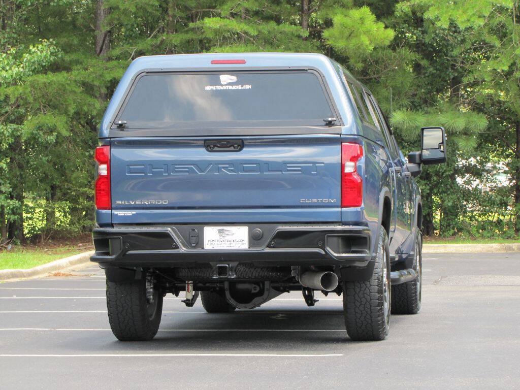 Used 2024 Chevrolet Silverado 2500 Custom w/ Custom Value Package AWD/4WD image 10