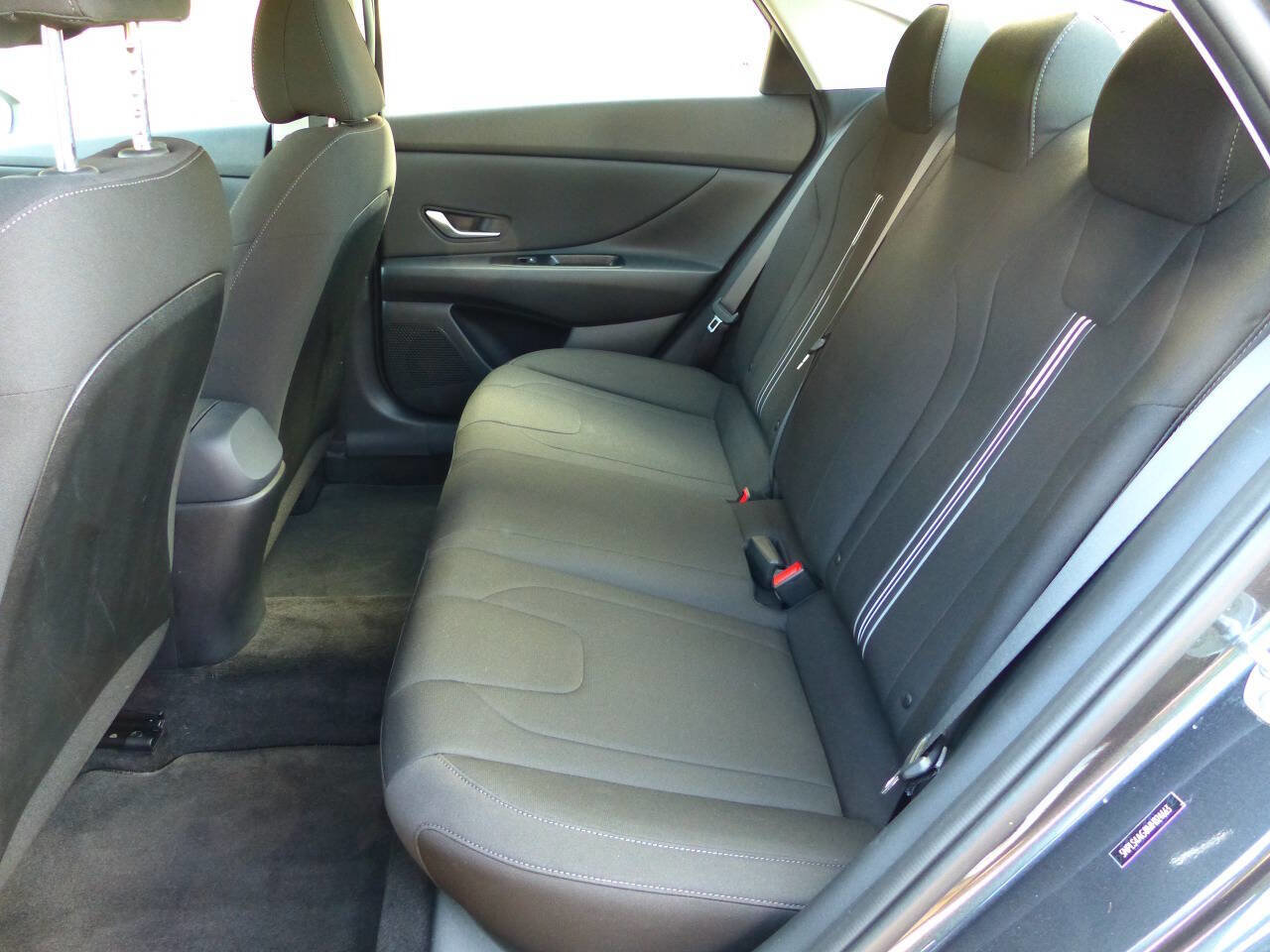 Used 2021 Hyundai Elantra SEL w/ Convenience Package image 38