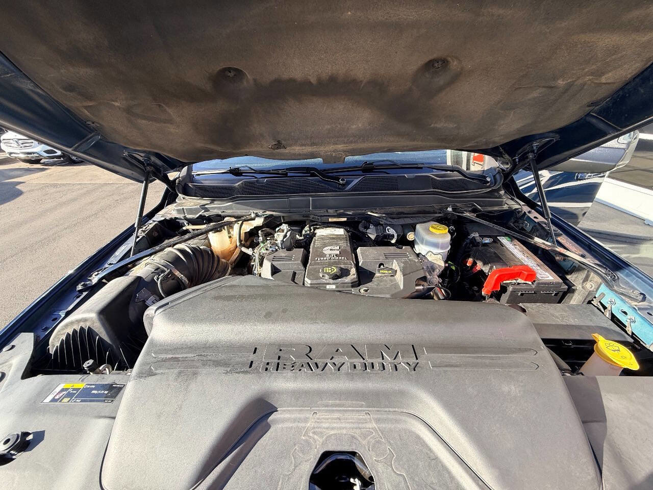 Used 2022 RAM 2500 Laramie w/ Night Edition image 39