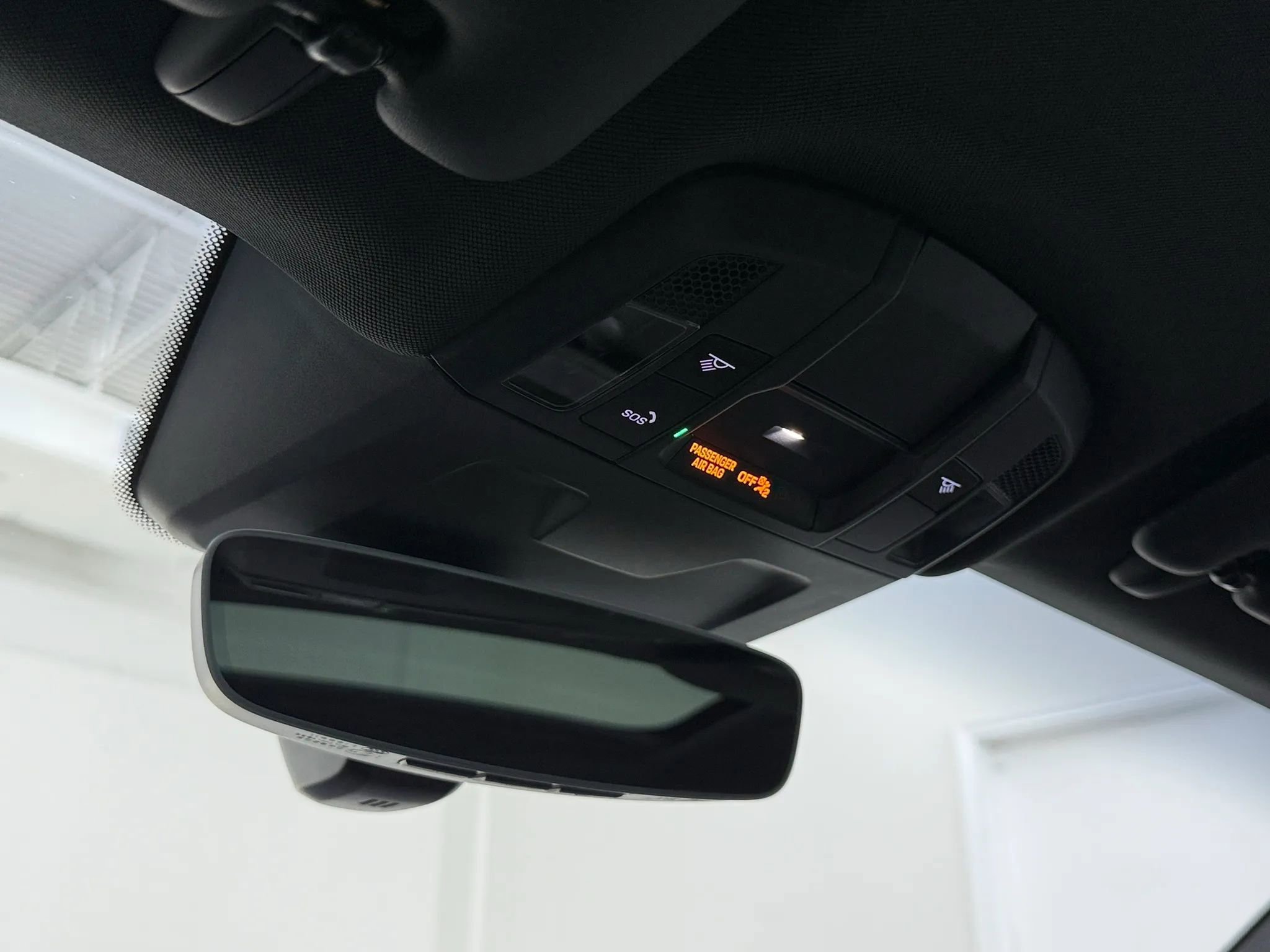 Used 2025 Porsche 911 Carrera RWD image 25