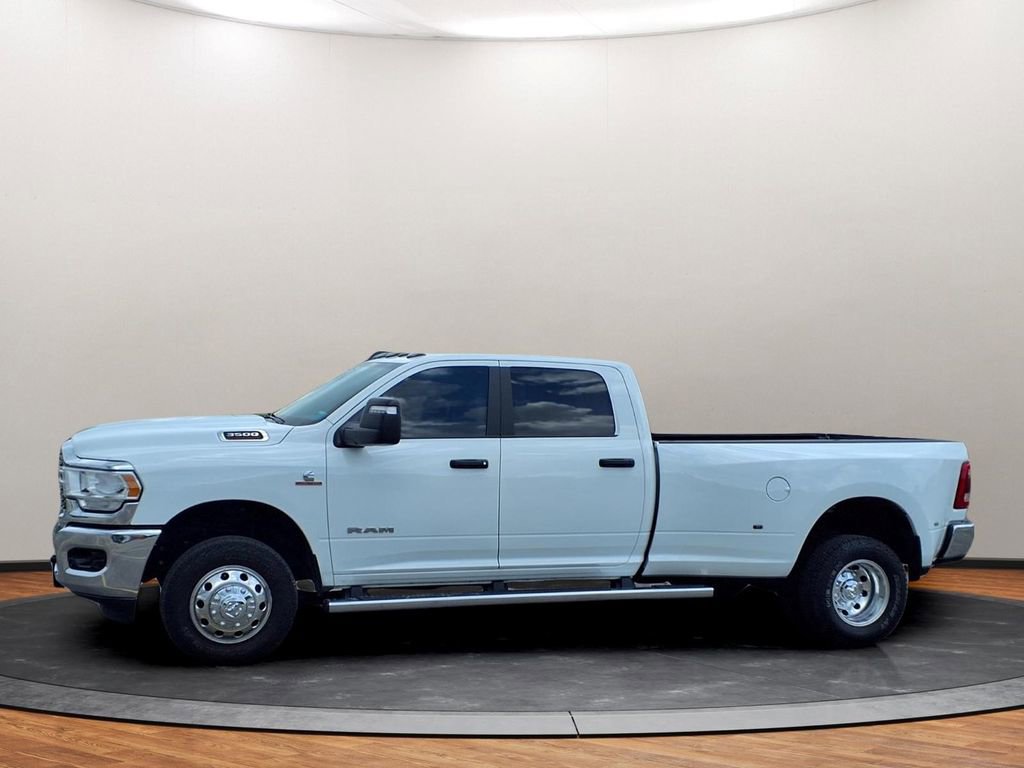 Used 2024 RAM 3500 Big Horn AWD/4WD image 14