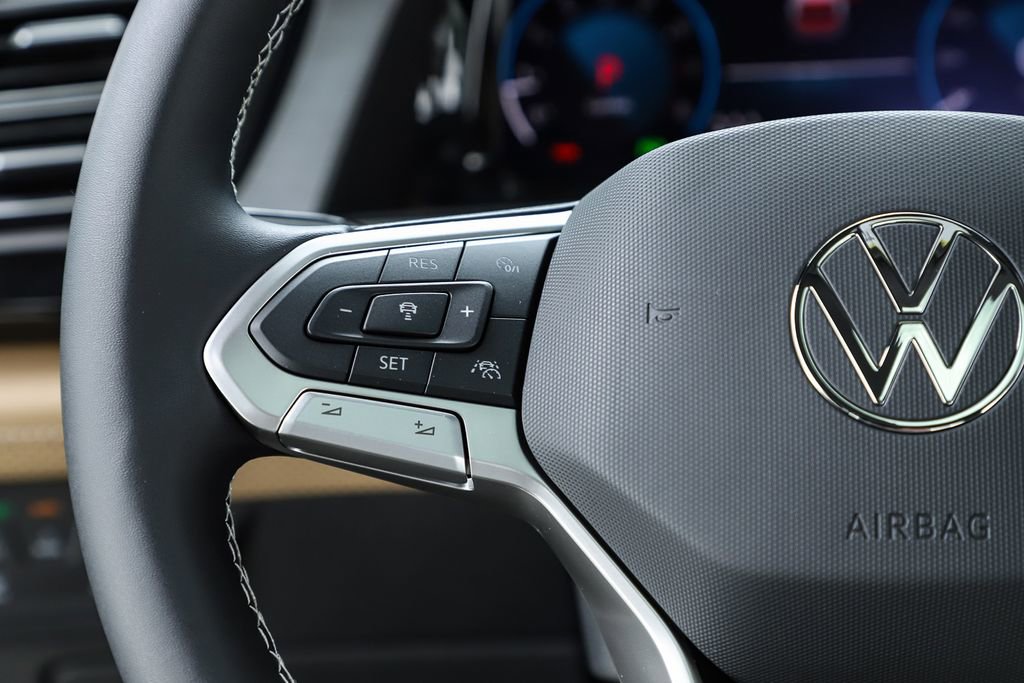 New 2026 Volkswagen Atlas Cross Sport SE image 21