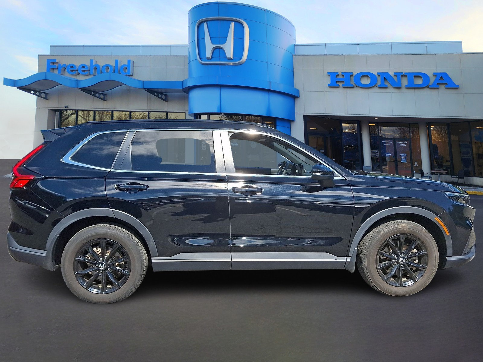 Certified 2024 Honda CR-V Sport-L image 7