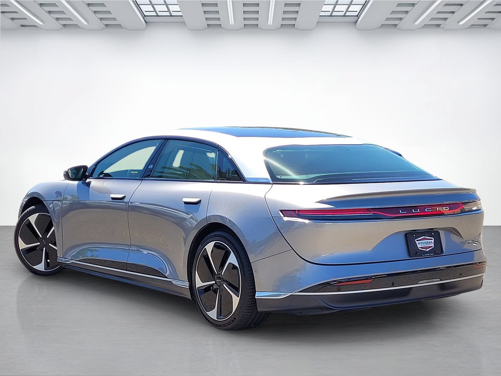 Used 2023 Lucid Air Grand Touring AWD/4WD image 6