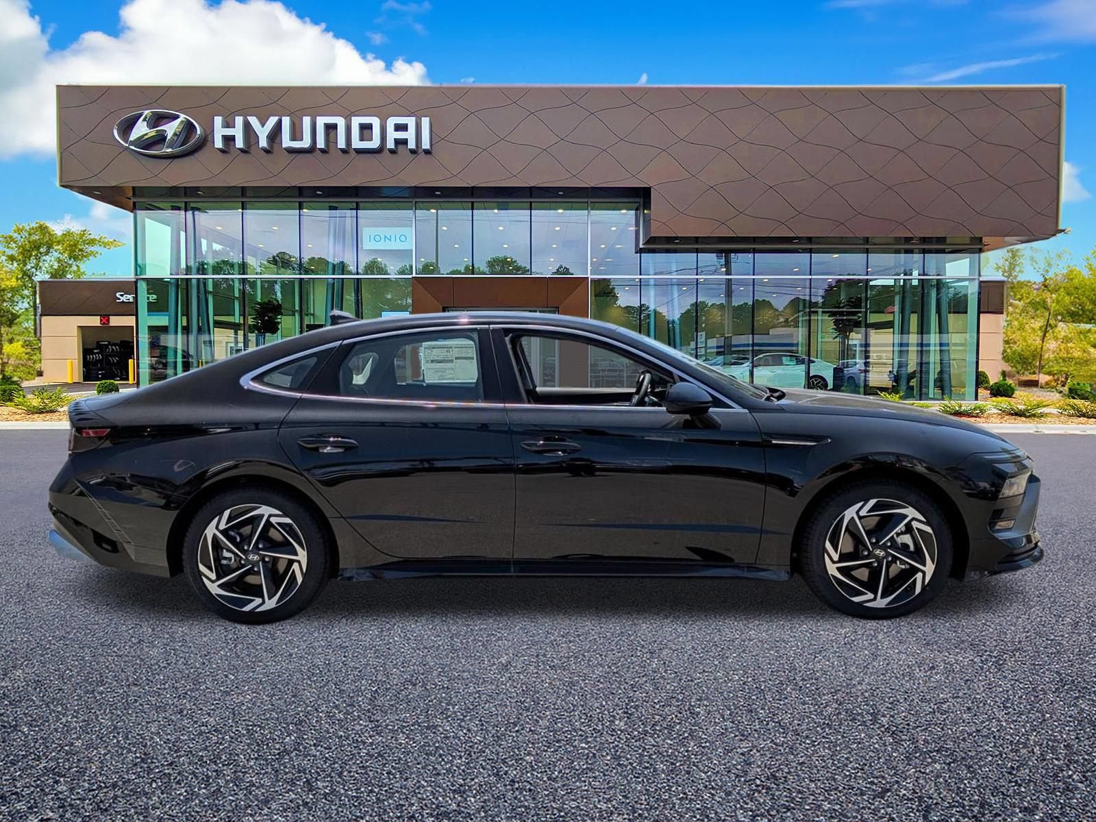 New 2026 Hyundai Sonata SEL FWD image 5