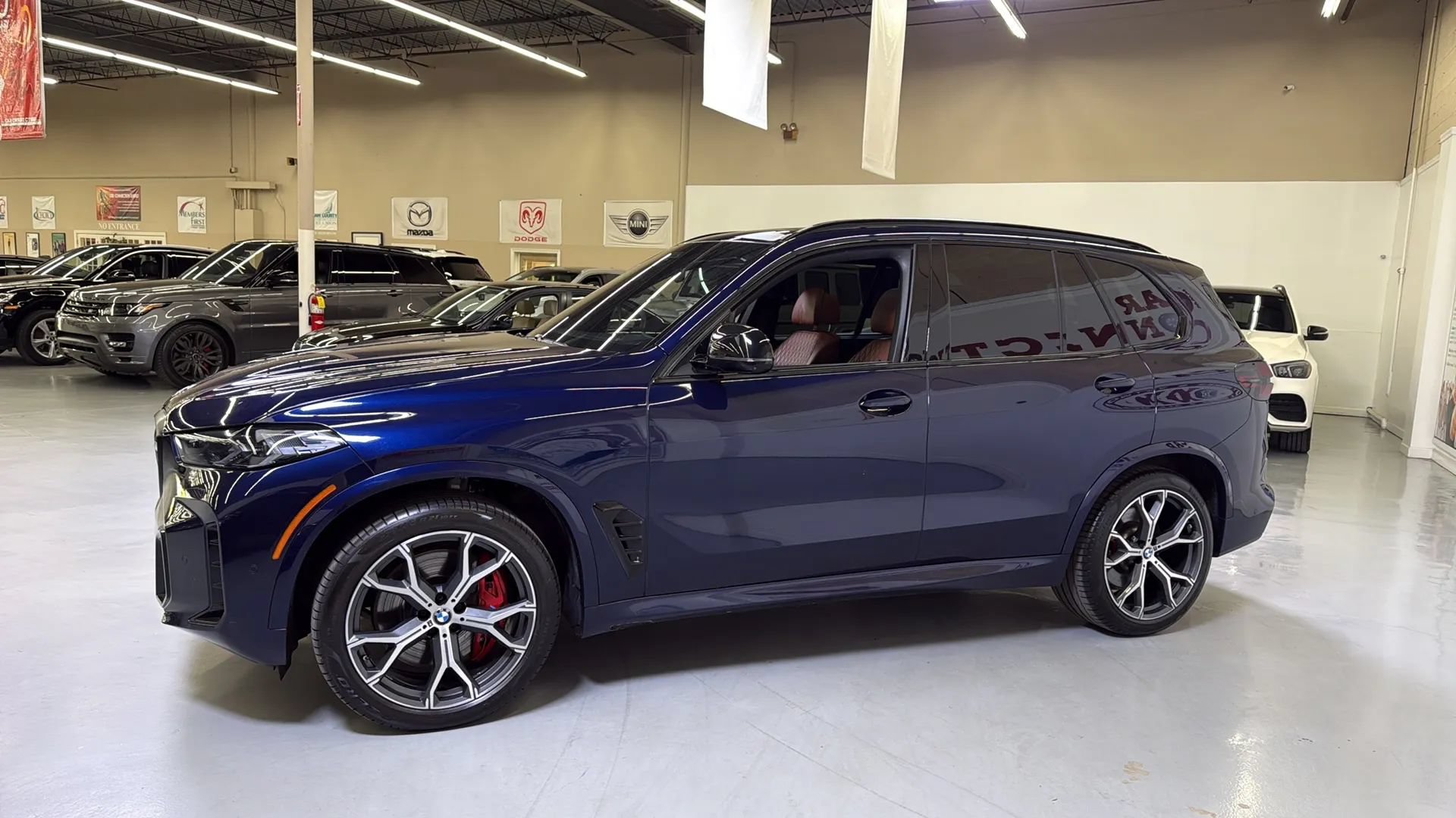 Used 2024 BMW X5 M60i AWD/4WD image 9