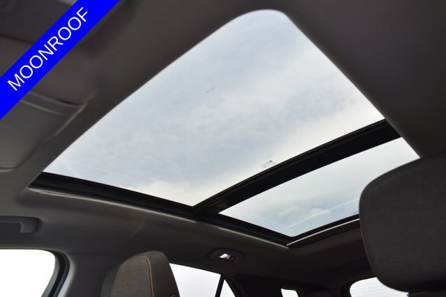 Used 2018 Chevrolet Equinox LT w/ Sun & Infotainment Package FWD image 7